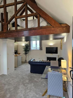 Luxury Charming Retreat, Dogs too